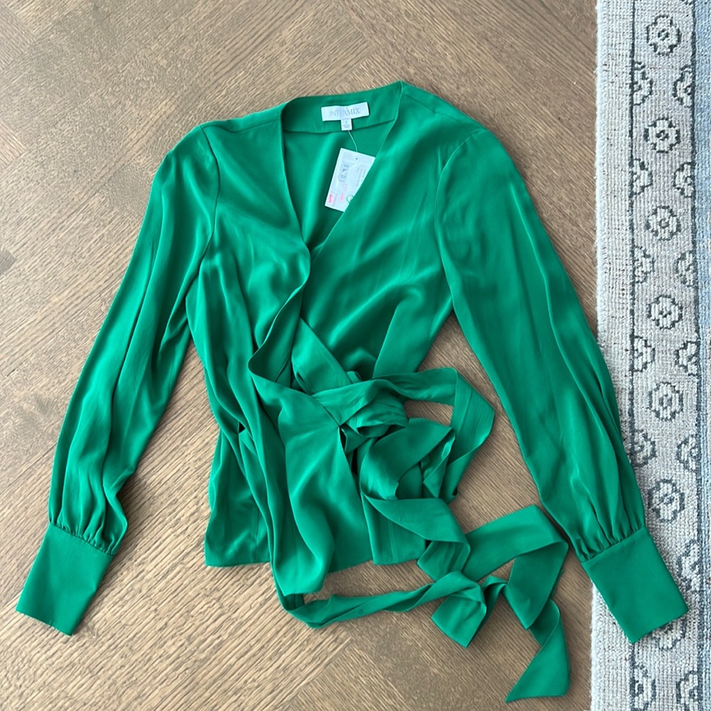 Intermix green wrap top size 2